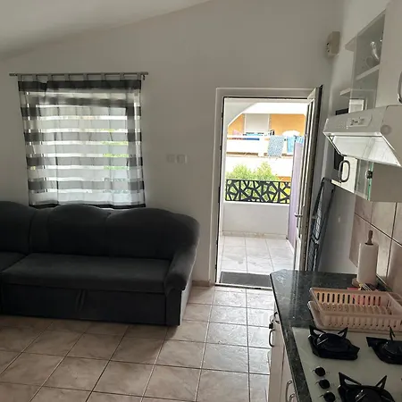 Ivanka Ceglec Apartment *